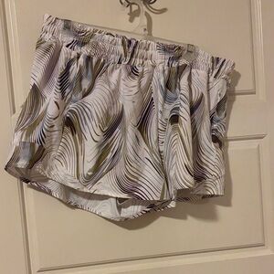 CALIA by Carrie Underwood White Swirl Athletic Shorts